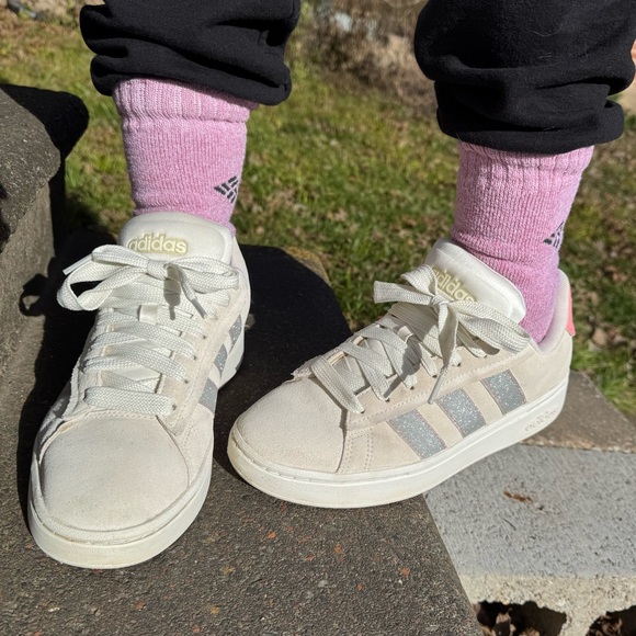 adidas glitter shoes 🔆 - Picture 2 of 7